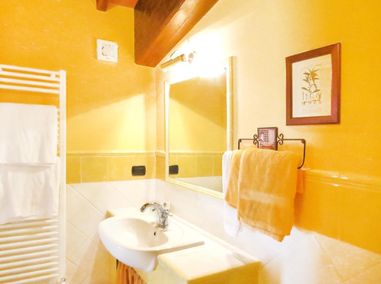 Villa Profidia Grutti Екстериор снимка